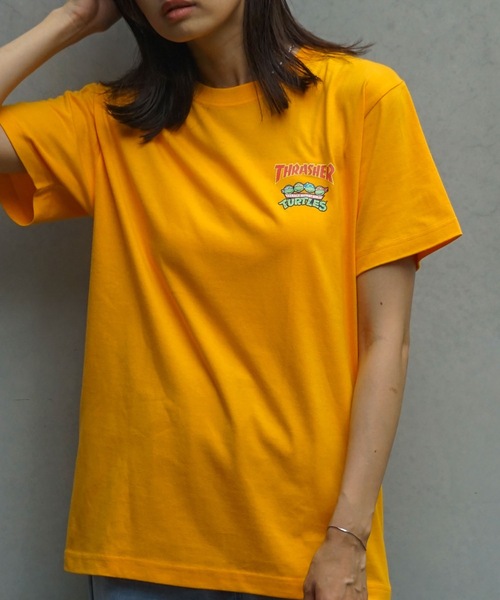 THRASHER(スラッシャー)の「【直営店限定モデル】NINJA TURTLES 6 S/S T-SHIRTS/スラッシャー半袖Tシャツ(Tシャツ/カットソー・メンズ・イエロー/ホワイト/ブラック/ダークグリーン・MEDIUM/LARGE/X-LARGE/XX-LARGE)」の1枚目の写真