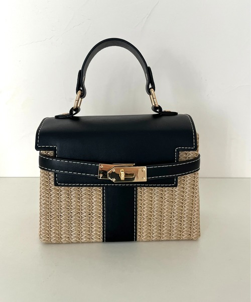 prose verse(プロズヴェール)の「フロントベルトバッグ(かごバッグ・レディース・アイボリー/ブラック・フリ-)」の11枚目の写真