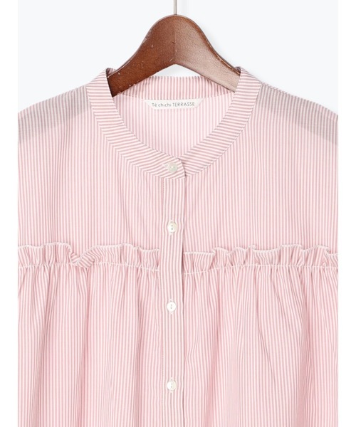 Te chichi TERRASSE（テチチテラス）の「ギャザーフリルバンドカラーブラウス（シャツ/ブラウス・レディース・ピンク/ブルー/オフホワイト・F）」の10枚目の写真