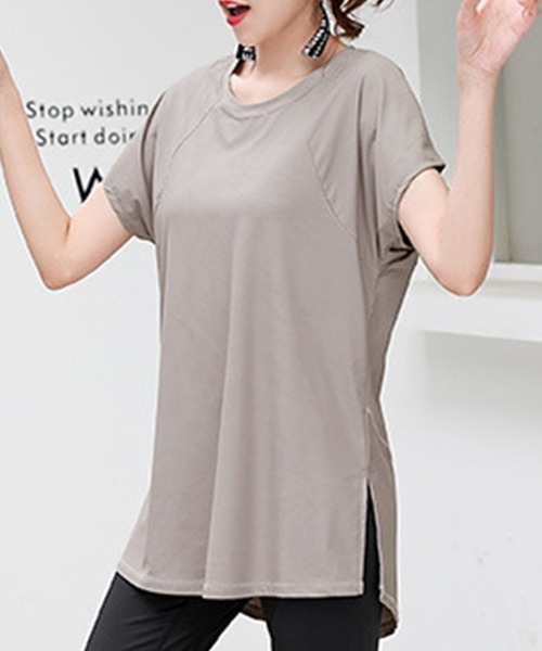 HYSSHOP（エイチワイエスショップ）の「レディース 半袖サイドスリットきれいめヨガウェアトップス ピラティス ロング丈[トレーニングウェア/ジムウェア/ピラティスウェア]（Tシャツ/カットソー・レディース・ピンク/グレー系その他/ブラック/ネイビー/モスグリーン/ダークグレー/ライトブルー/グリーン/グレー・2XL/M/XL/L）」の15枚目の写真