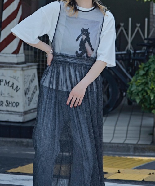 mi via loca(ミヴィアロカ)の「レイヤード ラメチュール ワンピース(ワンピース・レディース・ブラック×シルバー/ホワイト×ゴールド/ブラウン/グレー・FREE)」の5枚目の写真