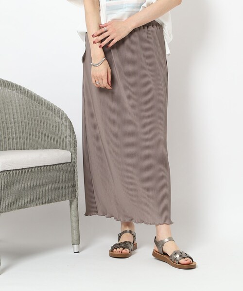 Cutie Blonde（キューティーブロンド）の「◆シルエットきれい プリーツゆるナロースカート（スカート・レディース・ホワイト系その他6/ブラック系/ブラウン系その他/イエロー・00）」の4枚目の写真