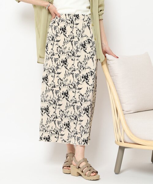 Cutie Blonde（キューティーブロンド）の「◆シルエットきれい プリーツゆるナロースカート（スカート・レディース・ホワイト系その他6/ブラック系/ブラウン系その他/イエロー・00）」の2枚目の写真