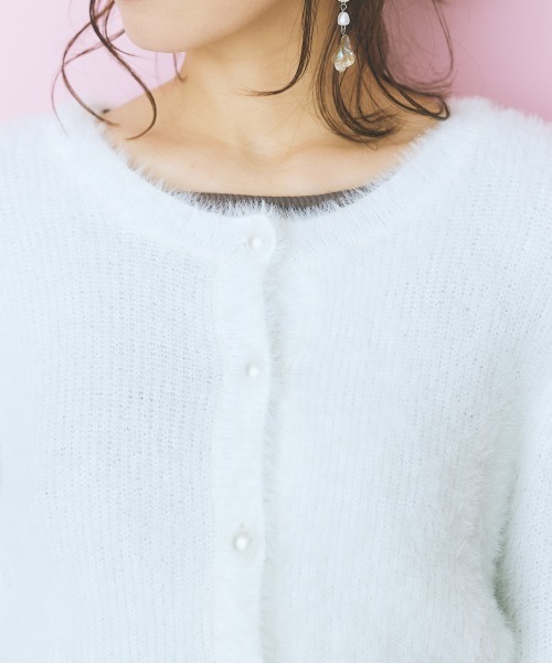 marun(マルン)の「<大きいサイズ> パール調ボタン付きシャギーニットカーディガン marun(カーディガン/ボレロ・レディース・ネイビー/オフホワイト・LL/3L/4L/L/5L)」の9枚目の写真