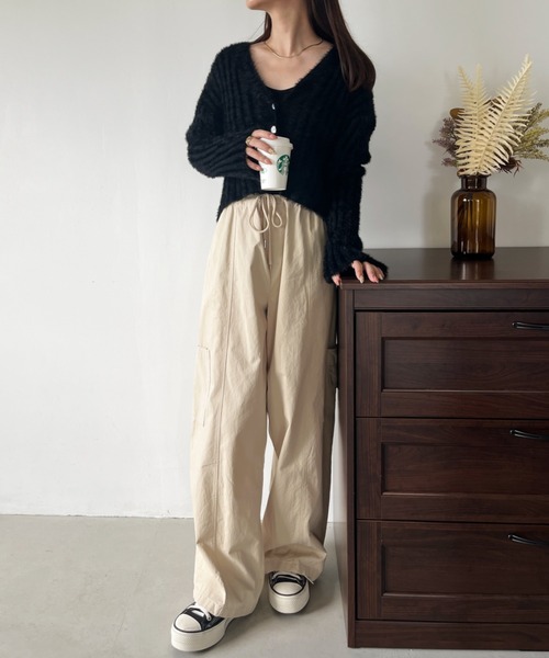 CLEA（クレア）の「フレアスリーブシャギーニットショート丈カーディガントップス（カーディガン/ボレロ・レディース・ブラック/ブルー/グレー/ピンク/ホワイト・FREE）」の14枚目の写真