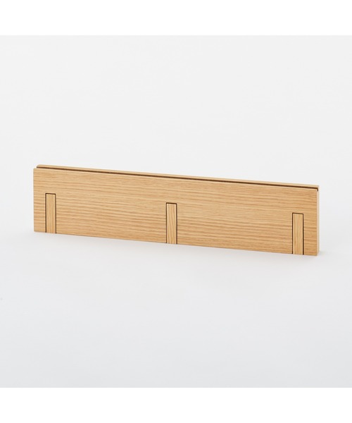 無印良品（ムジルシリョウヒン）の「壁に付けられる家具３連ハンガー　オーク材突板　４４ｃｍ（インテリア雑貨・メンズ・ナチュラル・FREE）」の2枚目の写真