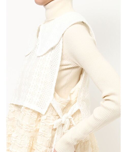 merry jenny（メリージェニー）の「big collar ベスト（ベスト・レディース・ブラック/オフホワイト・FREE）」の3枚目の写真