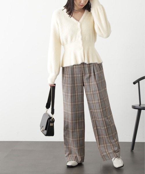 FREE'S MART（フリーズマート）の「◆ショートシャギーペプラムニットカーデ（カーディガン/ボレロ・レディース・パープル/ベージュ/オフホワイト/ライトグリーン・FREE）」の18枚目の写真