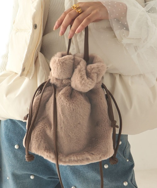 DONOBAN（ドノバン）の「巾着2WAYファーショルダー（ショルダーバッグ・レディース・レオパード/モカ/アイボリー・F）」の2枚目の写真