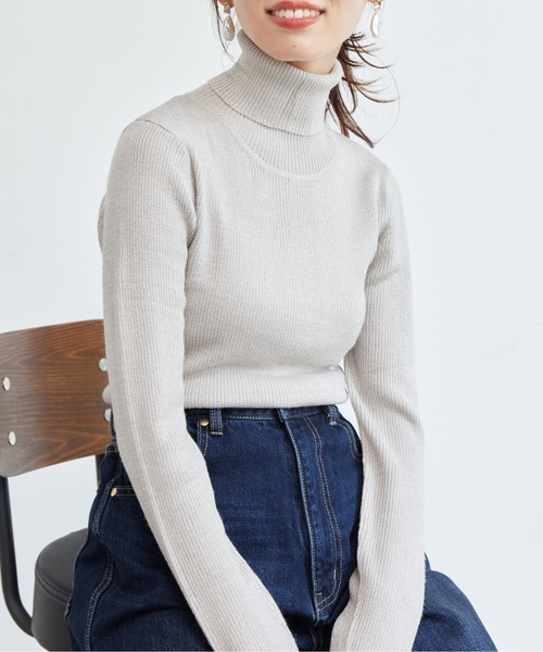 Chez toi（シェトワ）の「ウール混ラメタートルニット（ニット/セーター・レディース・グレイッシュベージュ/ブラック/アイボリー・FREE）」の21枚目の写真