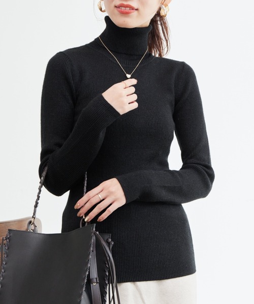 Chez toi（シェトワ）の「ウール混ラメタートルニット（ニット/セーター・レディース・グレイッシュベージュ/ブラック/アイボリー・FREE）」の14枚目の写真