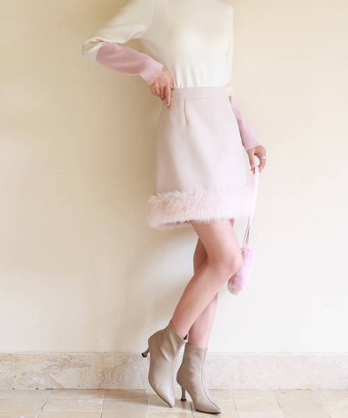 SAISON DE PAPILLON（セゾンドパピヨン）の「裾ファーハイウエストミニスカート（スカート・レディース・ピンクベージュ/ブラック/パープル・S/M/L）」の14枚目の写真