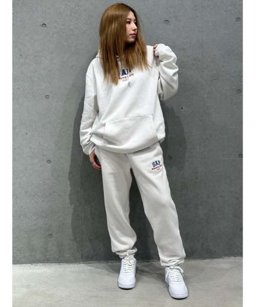 GAP（ギャップ）の「GAPアーチロゴ ジョガーパンツ(ユニセックス)（スウェットパンツ・メンズ・レッド/ホワイト系その他/ネイビー/ブラック・XS/L/M/XL/S）」の22枚目の写真