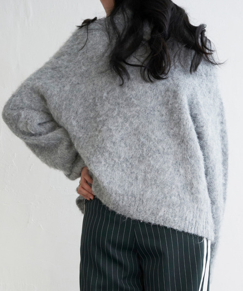 VENCEEXCHANGE（ヴァンスエクスチェンジ）の「モヘアライクハイネックプルオーバー（ニット/セーター・レディース・ブルー/オフホワイト/グレー/チャコールグレー・FREE）」の12枚目の写真