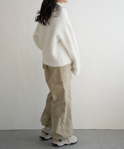 VENCEEXCHANGE（ヴァンスエクスチェンジ）の「モヘアライクハイネックプルオーバー（ニット/セーター・レディース・ブルー/オフホワイト/グレー/チャコールグレー・FREE）」の20枚目の写真