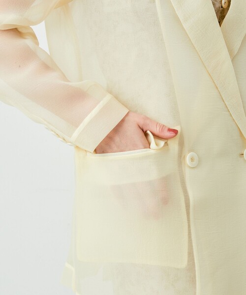 me couture シアーライトブルゾン　ホワイト me couture シアーライトブルゾンホワイト