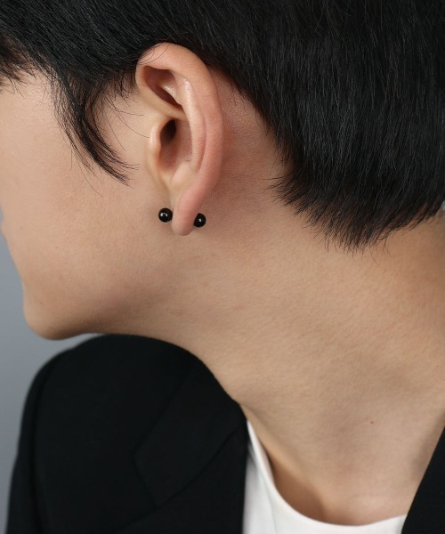4INT.(フォイント)の「ストレートバーベル ボディピアス 16G / サージカルステンレス316L (金属アレルギー対応)(ピアス(両耳用)・メンズ・シルバー/ブラック/クリア・4/5)」の6枚目の写真