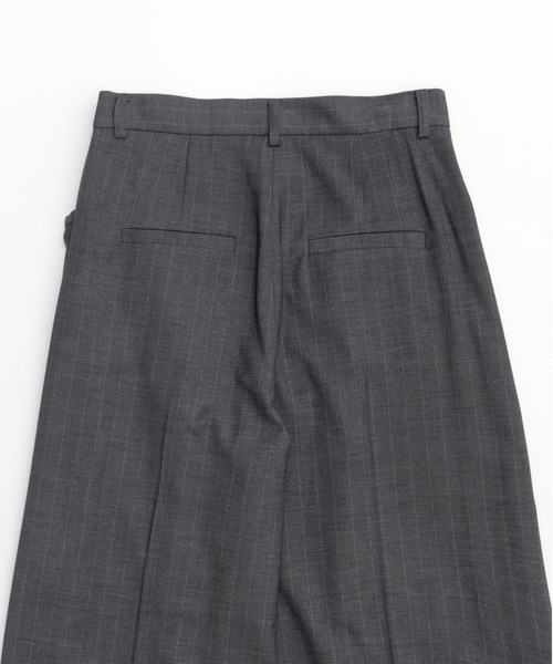 MAISON SPECIAL(メゾンスペシャル)の「2way Tuck Volume Pants/2WAYタックボリュームパンツ【MAISON SPECIAL/メゾンスペシャル】■セットアップ対応■(スラックス・レディース・ライトグレー/グレー/ネイビー・38/36)」の19枚目の写真