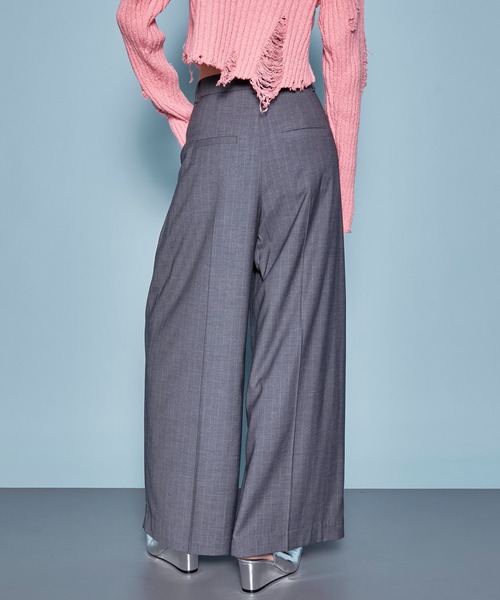 MAISON SPECIAL(メゾンスペシャル)の「2way Tuck Volume Pants/2WAYタックボリュームパンツ【MAISON SPECIAL/メゾンスペシャル】■セットアップ対応■(スラックス・レディース・ライトグレー/グレー/ネイビー・38/36)」の6枚目の写真