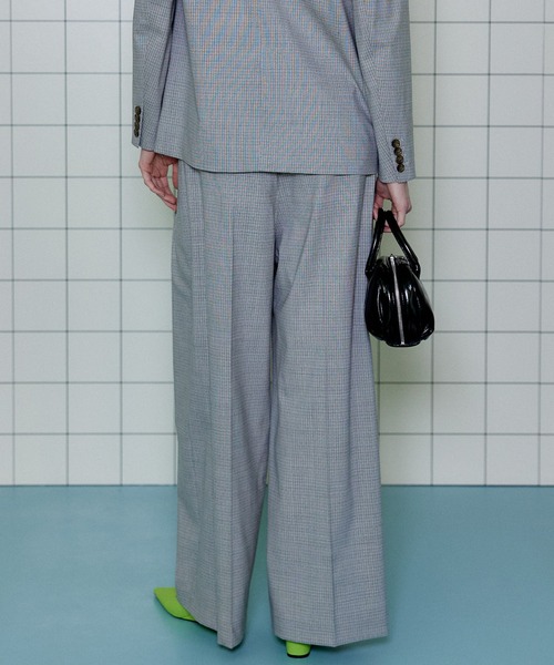 MAISON SPECIAL(メゾンスペシャル)の「2way Tuck Volume Pants/2WAYタックボリュームパンツ【MAISON SPECIAL/メゾンスペシャル】■セットアップ対応■(スラックス・レディース・ライトグレー/グレー/ネイビー・38/36)」の9枚目の写真