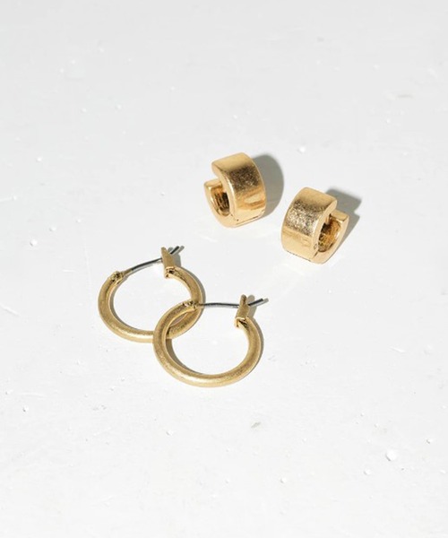 GOLDY（ゴールディ）の「【GOLDY】フラット ＆ ミニマル ライン 2ペア ピアス / 1201202 CS-2311※（ピアス（両耳用）・レディース・シルバー系その他/ゴールド/ゴールド系その他2/シルバー・FREE）」の6枚目の写真