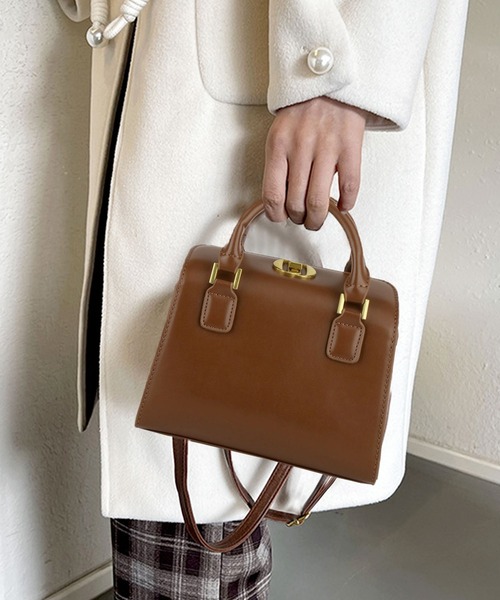 florist(フローリスト)の「【2WAY/3WAY】ヴィーガンレザーケーキボックス型ハンドバッグ/ショルダーバッグ(ハンドバッグ・レディース・ワインレッド/ブラック/ブラウン/ホワイト・FREE)」の3枚目の写真