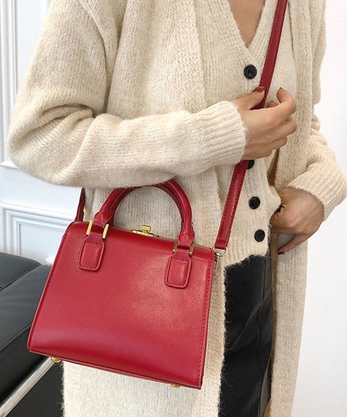 florist(フローリスト)の「【2WAY/3WAY】ヴィーガンレザーケーキボックス型ハンドバッグ/ショルダーバッグ(ハンドバッグ・レディース・ワインレッド/ブラック/ブラウン/ホワイト・FREE)」の4枚目の写真