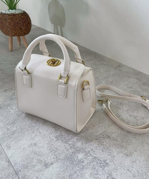 florist(フローリスト)の「【2WAY/3WAY】ヴィーガンレザーケーキボックス型ハンドバッグ/ショルダーバッグ(ハンドバッグ・レディース・ワインレッド/ブラック/ブラウン/ホワイト・FREE)」の14枚目の写真