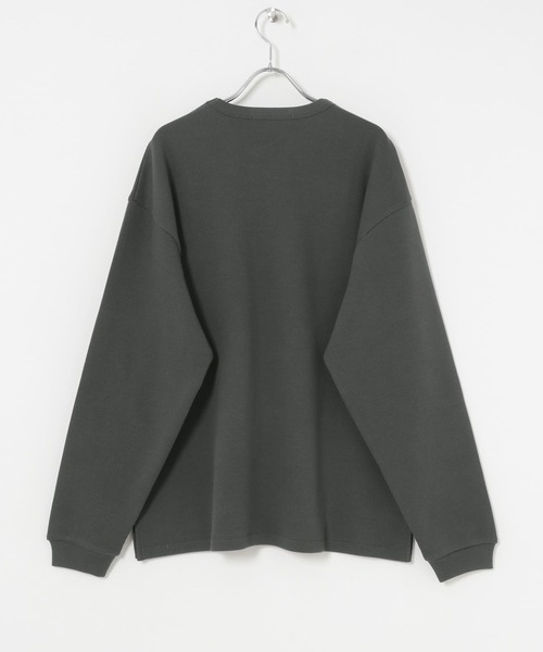 URBAN RESEARCH（アーバンリサーチ）の「『UR TECH』 度詰めワッフルロングスリーブ（Tシャツ/カットソー・メンズ・チャコールグレー/オフホワイト/ベージュ系その他/グリーン系その他・LARGE/X-LARGE/SMALL/MEDIUM）」の19枚目の写真