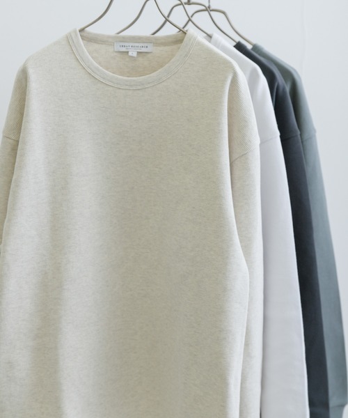 URBAN RESEARCH（アーバンリサーチ）の「『UR TECH』 度詰めワッフルロングスリーブ（Tシャツ/カットソー・メンズ・チャコールグレー/オフホワイト/ベージュ系その他/グリーン系その他・LARGE/X-LARGE/SMALL/MEDIUM）」の3枚目の写真