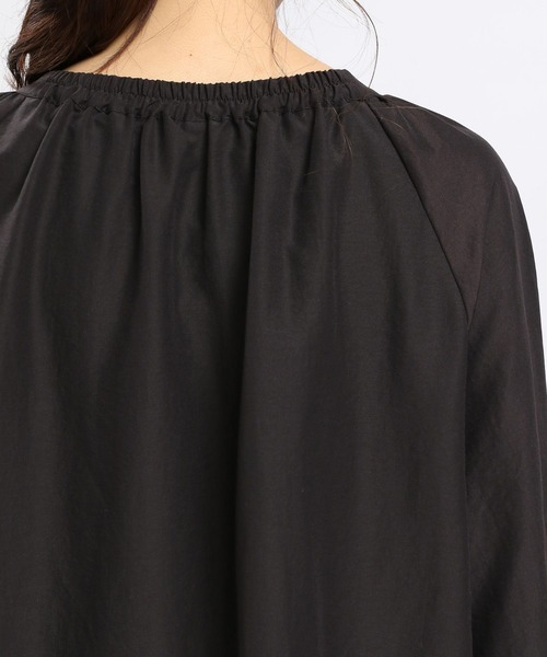 GLOBAL WORK Smile Seed Store（グローバルワーク スマイルシードストア）の「ボリュームスリーブブラウス長袖/989458（シャツ/ブラウス・レディース・グレー系その他2/ブルー系その他6/ブラック/チェック/チャコール/グレー系その他・X-LARGE/SMALL/MEDIUM/LARGE）」の14枚目の写真