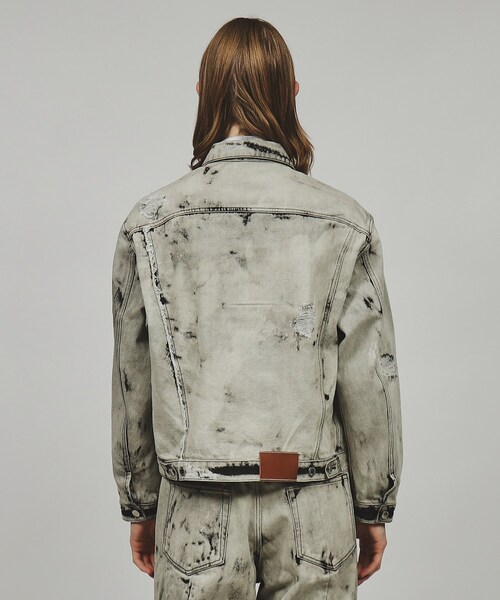 tk.TAKEO KIKUCHI(ティーケータケオキクチ)の「◆ハードブリーチ&ダメージデニム ブルゾン(デニムジャケット・メンズ・グレー系3/ブルー系3・02/03)」の12枚目の写真