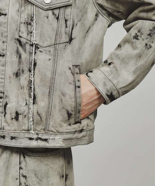 tk.TAKEO KIKUCHI(ティーケータケオキクチ)の「◆ハードブリーチ&ダメージデニム ブルゾン(デニムジャケット・メンズ・グレー系3/ブルー系3・02/03)」の6枚目の写真