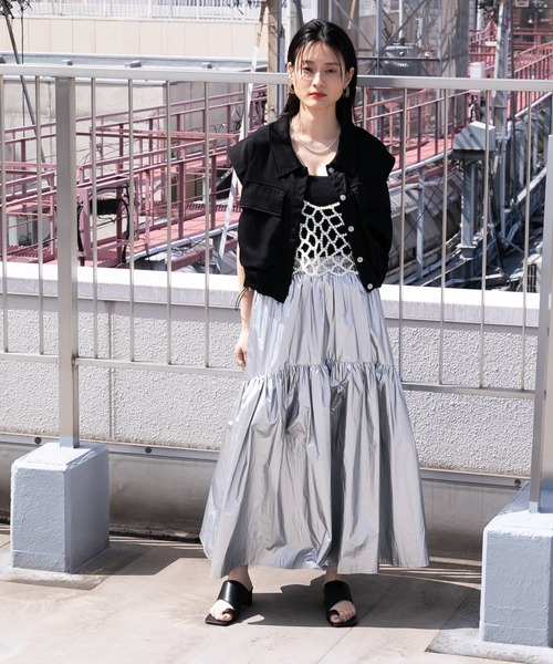 bohmal（ボマール）の「サテンジョーゼットクロップドベスト（ベスト・レディース・グレー/ブラック・MEDIUM）」の3枚目の写真