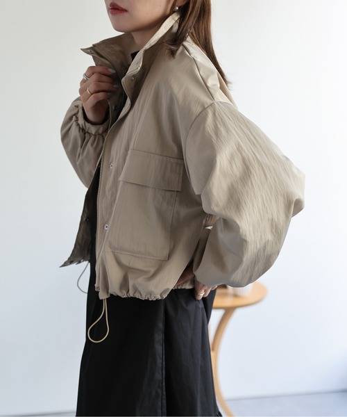 ap retro(アプレトロ)の「【選べる2素材】クロップドスタンドショートブルゾン フェイクレザー / ナイロン(ブルゾン・レディース・ブラック系その他/アイボリー/ブラック/ベージュ/ホワイト系その他/ブラウン/カーキ/ベージュ系その他・FREE)」の15枚目の写真