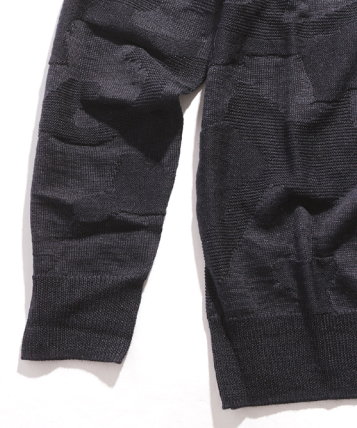 Denime（ドゥニーム）の「シャドーカモJQDニット（ニット/セーター・メンズ・ブラック/ライトグレー/ネイビー・LARGE/MEDIUM/X-LARGE）」の8枚目の写真