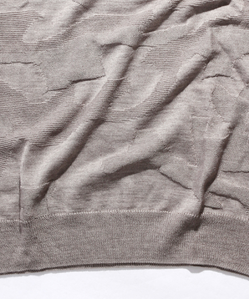 Denime（ドゥニーム）の「シャドーカモJQDニット（ニット/セーター・メンズ・ブラック/ライトグレー/ネイビー・LARGE/MEDIUM/X-LARGE）」の9枚目の写真