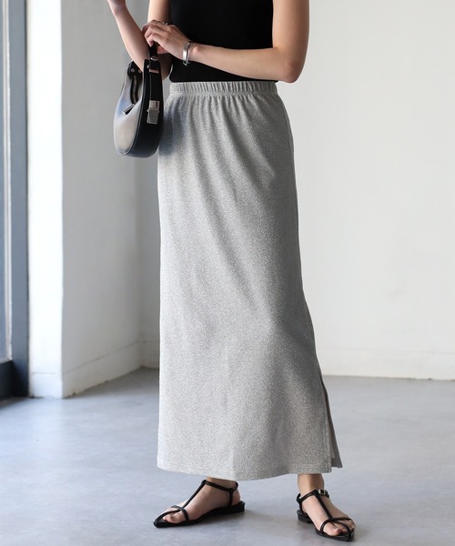 Riberry(リベリー)の「ラメタイトスカート(スカート・レディース・ブラック×シルバー/シルバー/ブラック・FREE)」の3枚目の写真