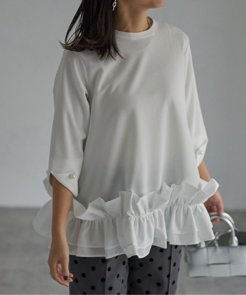 each（イーチ）の「袖パール付き裾フリルプルオーバー（シャツ/ブラウス・レディース・ベージュ/ホワイト/ブラック・FREE）」の6枚目の写真