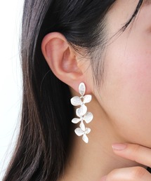 Three Four Time | メタルフラワーイヤリング(イヤリング)