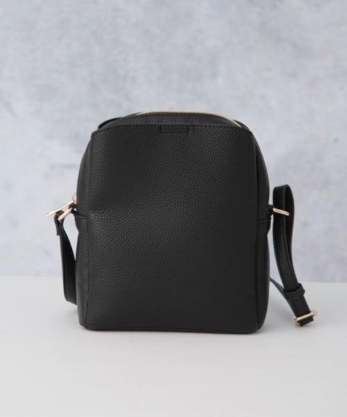 ITTI(nano universe)ブラック合成皮革ショルダーバッグ ITTI / 別注 MARY BUCKET SHOULDER