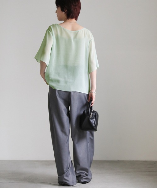 select MOCA（セレクトモカ）の「2WAYネックデザイン楊柳ブラウス（シャツ/ブラウス・レディース・ライトグリーン/ネイビー/アイボリー・FREE）」の19枚目の写真