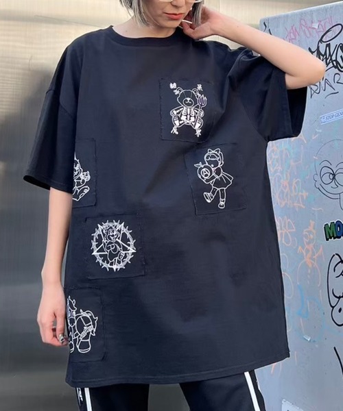 Candy Stripper（キャンディストリッパー）の「FREAK FRIENDS PATCH Tシャツ（Tシャツ/カットソー・レディース・ブラック/チャコール・2）」の2枚目の写真