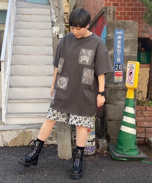 Candy Stripper（キャンディストリッパー）の「FREAK FRIENDS PATCH Tシャツ（Tシャツ/カットソー・レディース・ブラック/チャコール・2）」の16枚目の写真