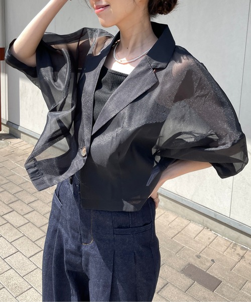 Meli rich（メリーリッチ）の「オーガンジーコクーン袖ショートジャケット（テーラードジャケット・レディース・ブラック/オフホワイト・FREE）」の2枚目の写真