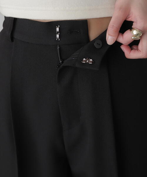 FREE'S MART（フリーズマート）の「◆麻調合繊ハーフパンツ（その他パンツ・レディース・ブラック/ベージュ・MEDIUM/SMALL）」の6枚目の写真