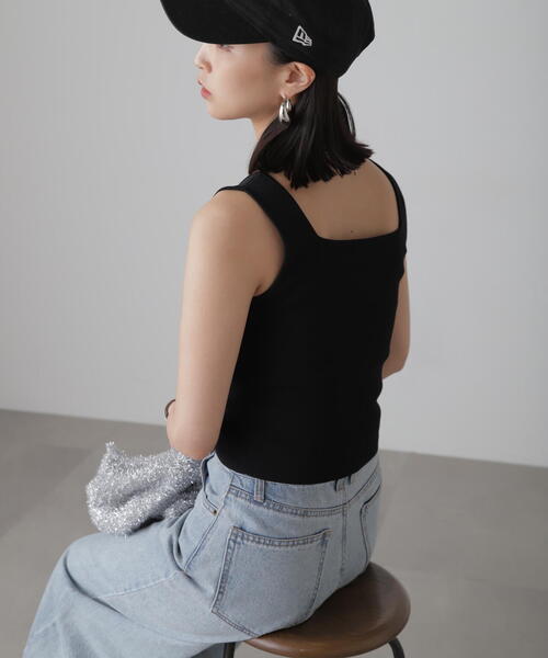 FREE'S MART（フリーズマート）の「◇［洗える］マシンウォッシャブル総針スクエアネックタンクニット（タンクトップ・レディース・ホワイト/ブルー/ブラック/ホワイト系その他/レッド・FREE）」の11枚目の写真