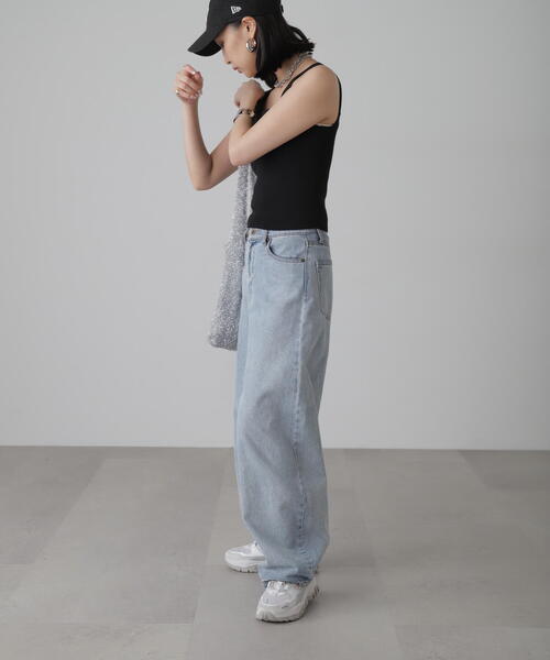 FREE'S MART（フリーズマート）の「◇［洗える］マシンウォッシャブル総針スクエアネックタンクニット（タンクトップ・レディース・ホワイト/ブルー/ブラック/ホワイト系その他/レッド・FREE）」の8枚目の写真