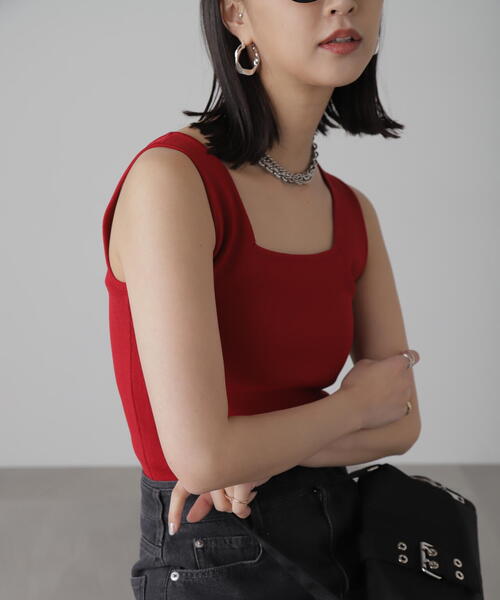 FREE'S MART（フリーズマート）の「◇［洗える］マシンウォッシャブル総針スクエアネックタンクニット（タンクトップ・レディース・ホワイト/ブルー/ブラック/ホワイト系その他/レッド・FREE）」の19枚目の写真