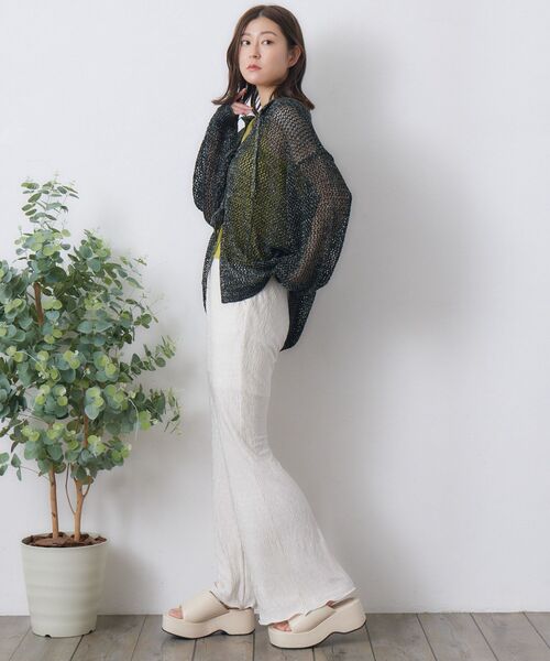 RETRO GIRL(レトロガール)の「ラメメッシュカーデ(ニット/セーター・レディース・ブラック/ナチュラル/ブルー/イエロー・FREE)」の18枚目の写真